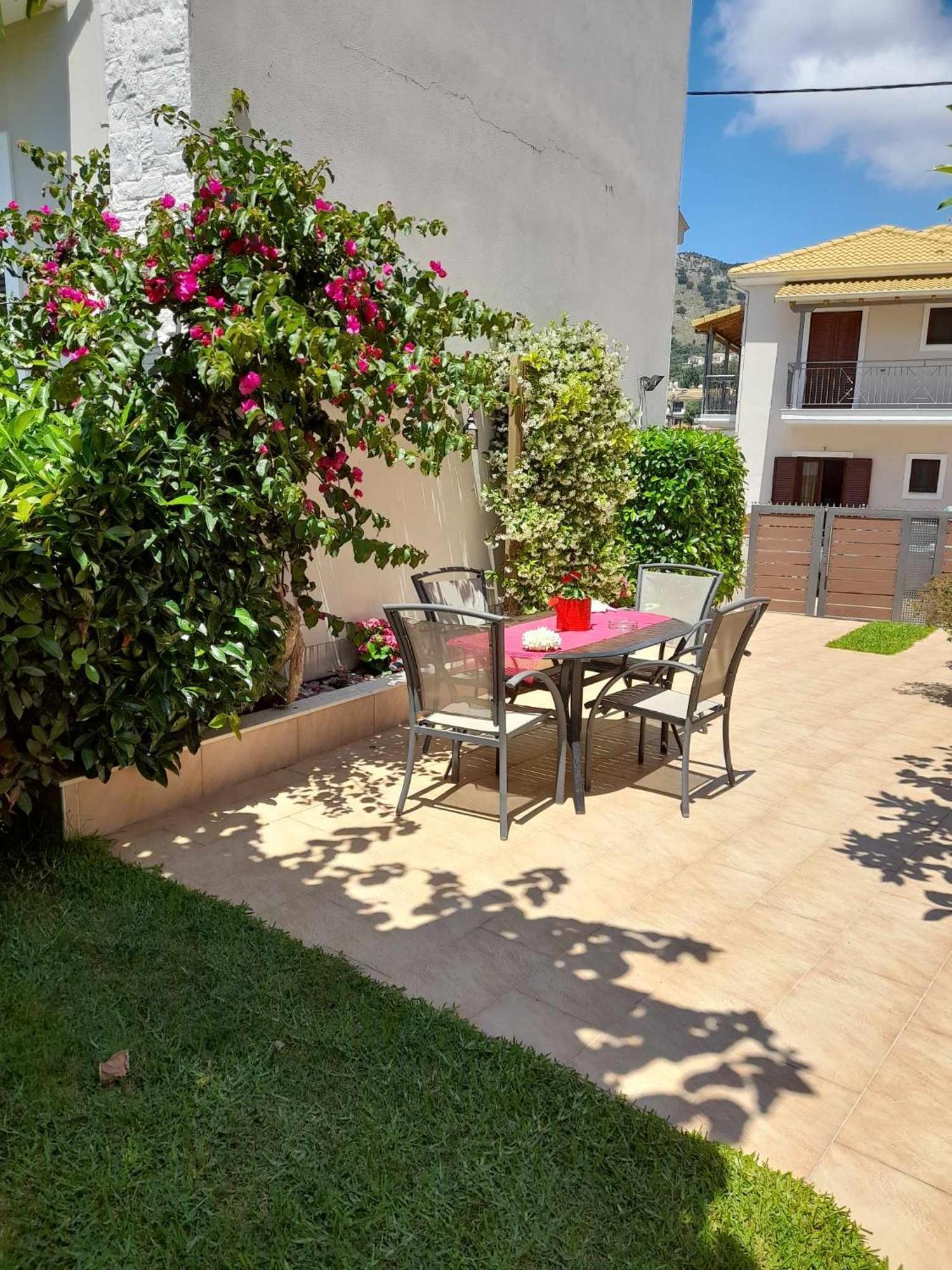Casa Loutsiano Appartement Sívota Buitenkant foto